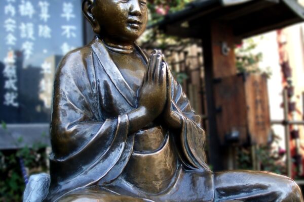 monk meditation budda godność